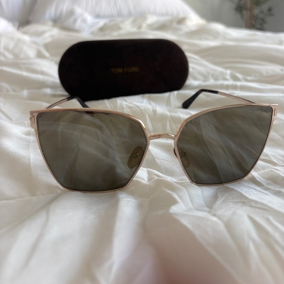Authentic Tom Ford Cat Eye Sunglasses main image 4